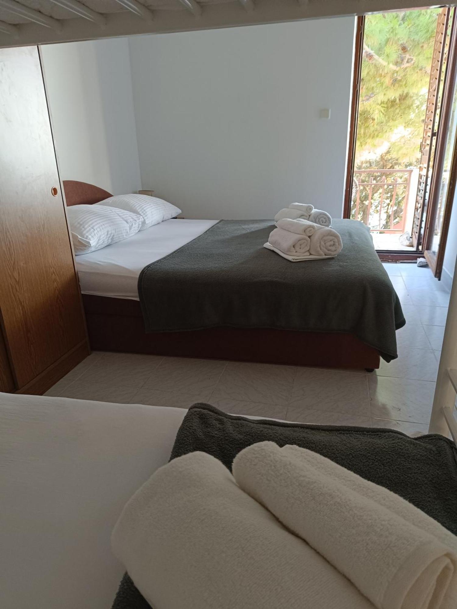 Studio Apartmani Tucic Целина Экстерьер фото